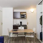 Aparthotel Adagio Access Paris Clamart