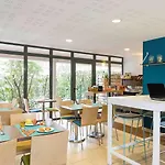 Aparthotel Adagio Access Paris 3*