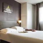 Adagio Access Paris