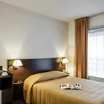 Adagio Access Paris 3*