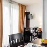 Aparthotel Adagio Access Paris 3*