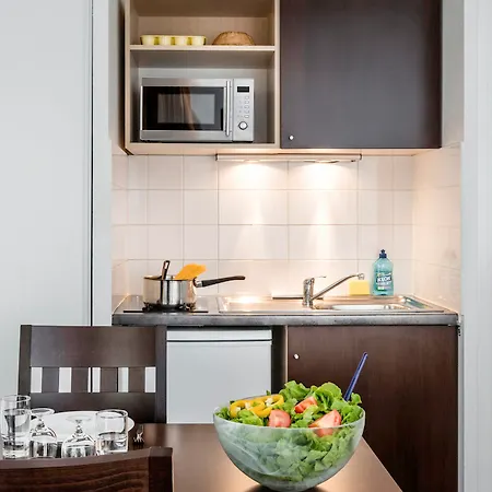 巴黎克拉马尔爱达格公寓式酒店 3*