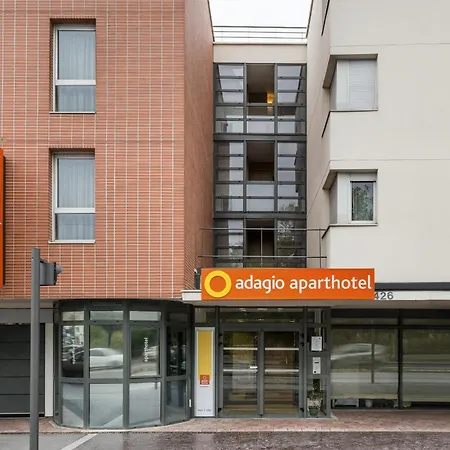 巴黎克拉马尔爱达格公寓式酒店 3*