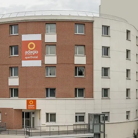 Adagio Access Paris 3*