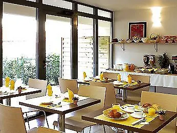 Ξενοδοχείο με διαμερίσματα Adagio Access Paris Clamart