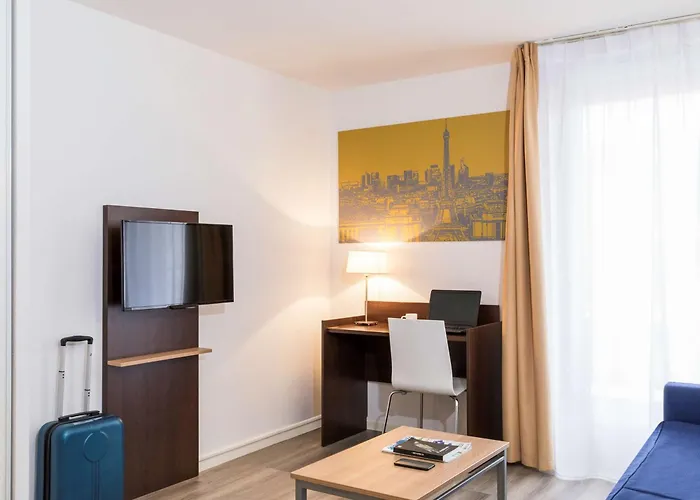 Adagio Access Paris Aparthotel Clamart