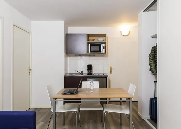Aparthotel Adagio Access Paris Clamart