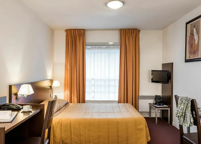 Adagio Access Paris 3*